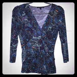 Small Cable and Gauge V-Neck Blouse